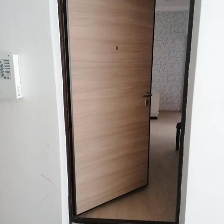 Hostel Denica Скопие Екстериор снимка