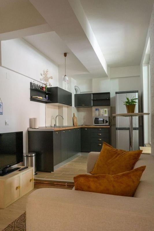 Hostel Denica Скопие Екстериор снимка