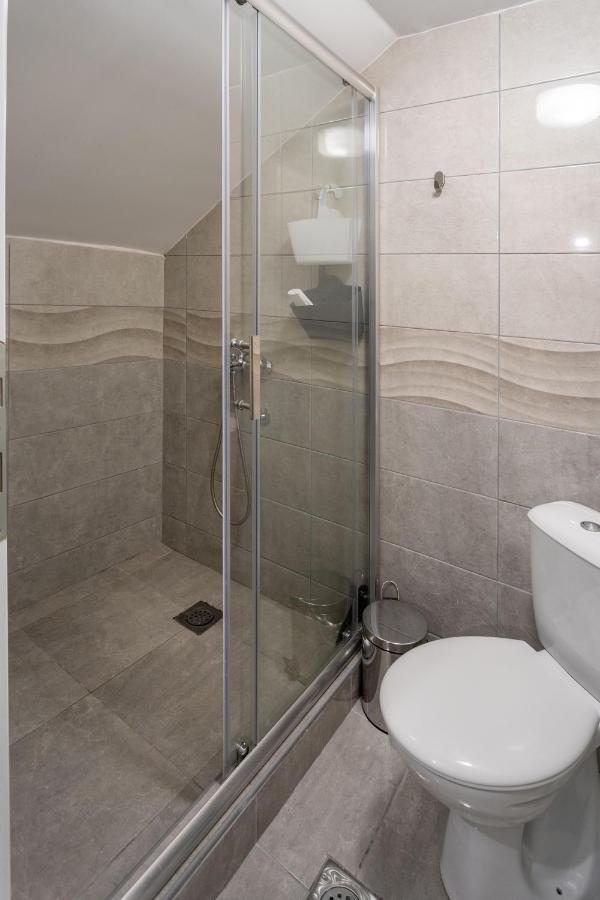 Hostel Denica Скопие Екстериор снимка