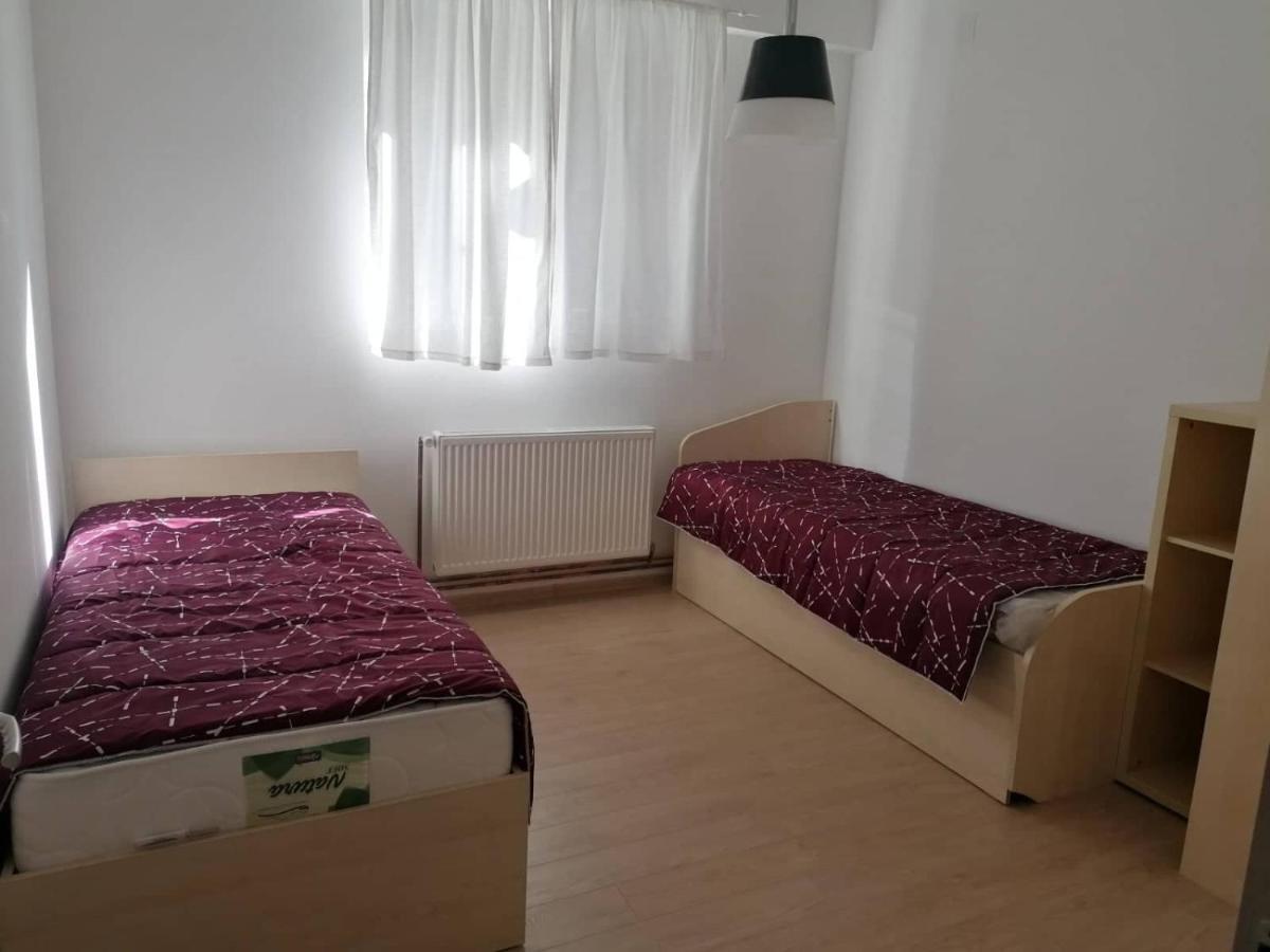 Hostel Denica Скопие Екстериор снимка
