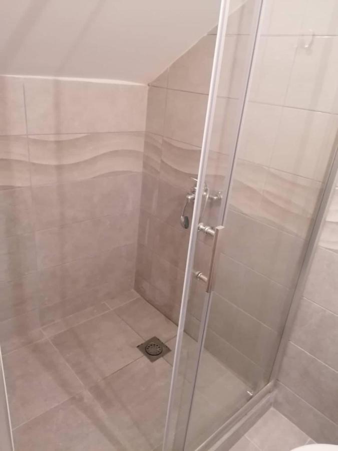 Hostel Denica Скопие Екстериор снимка