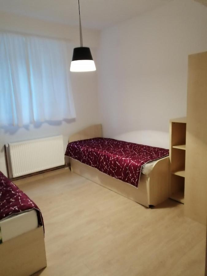 Hostel Denica Скопие Екстериор снимка